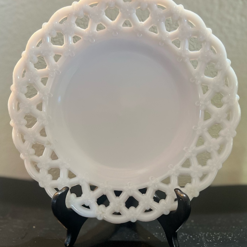 Westmoreland Milk Glass Lace Lattice Edge 8 1/2" Plate Forget Me Not Flowers